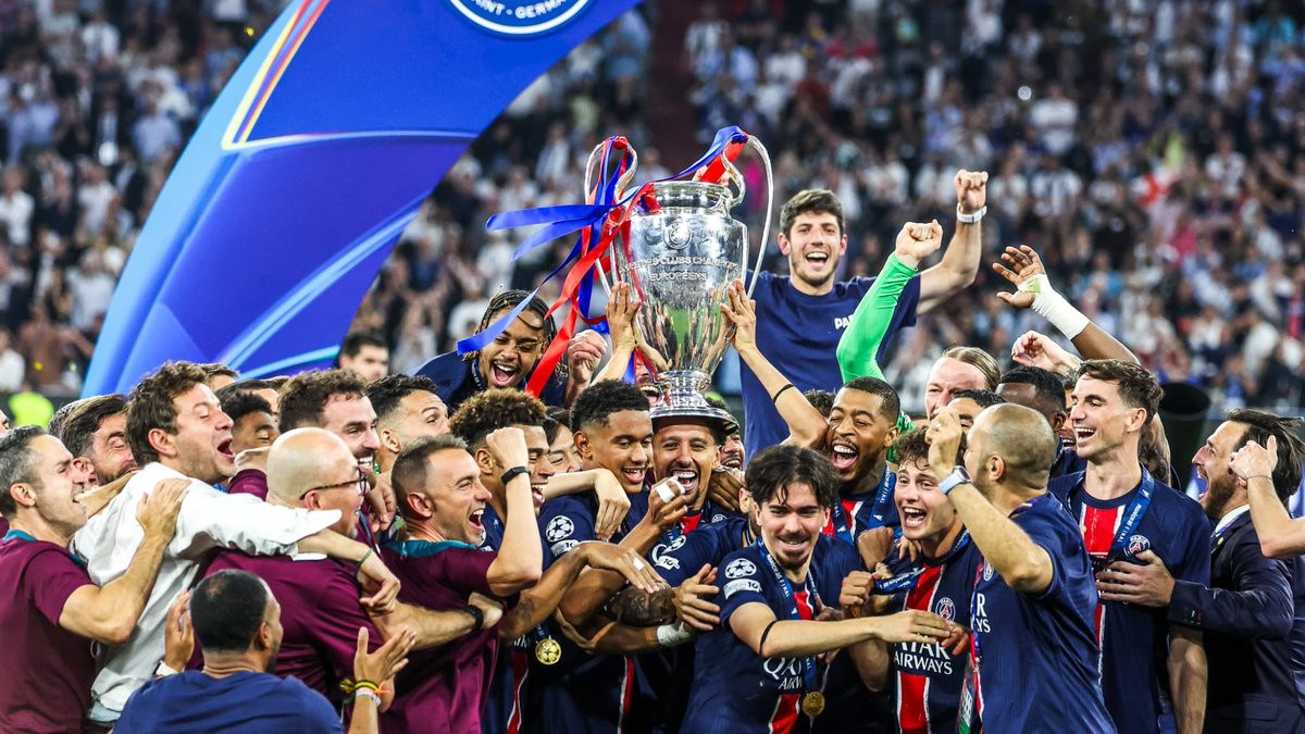 莫德里奇40岁神级表现：铁血防守力压德布劳内，中场传奇再现巅峰